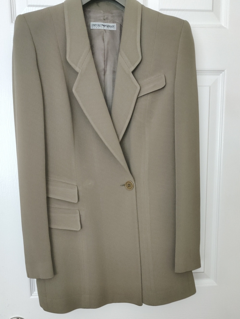 Emporio Armani Women's Beige Single-Button Blazer